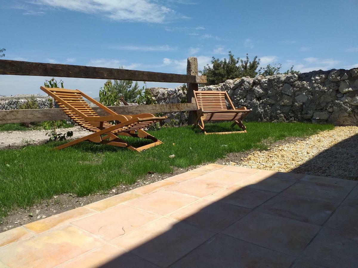Gibbesi Country Farm Piccolo Cottage Naro Экстерьер фото