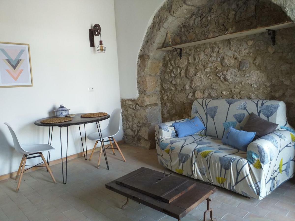 Gibbesi Country Farm Piccolo Cottage Naro Экстерьер фото